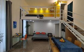 Spazio Susa - Loft Vicino Alla Stazione M4 - Susa